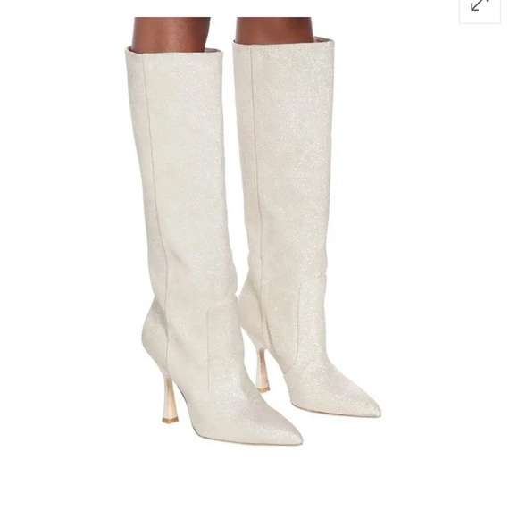 Stuart Weitzman
Parton Glitter Knee Boots platino size 6 new - Picture 11 of 15
